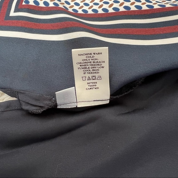 Ann Taylor Button Down Blouse - Picture 7 of 7